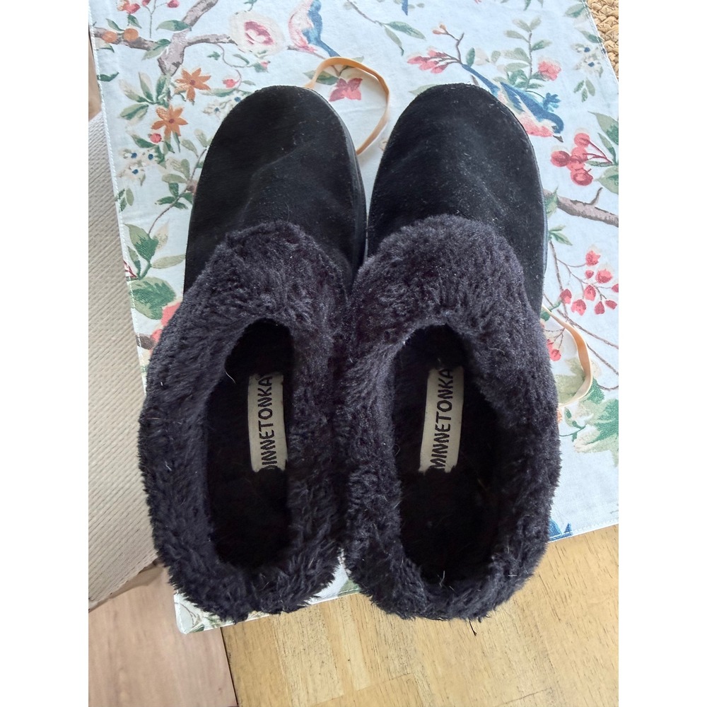Minnetonka Black Suede Faux Fur Lined Slippers Moccasins 40460 Womens Size 9M